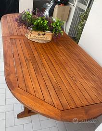 Tavolo da esterno allungabile