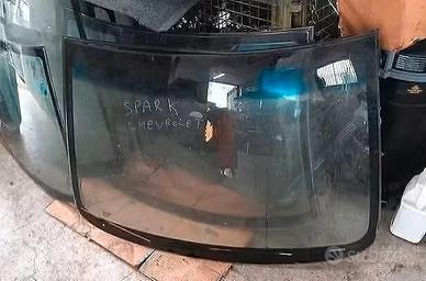 PARABREZZA ANTERIORE CHEVROLET Spark 1Â° Serie (09