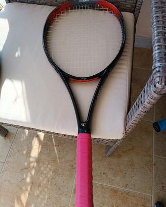 racchetta da tennis in buono stato 