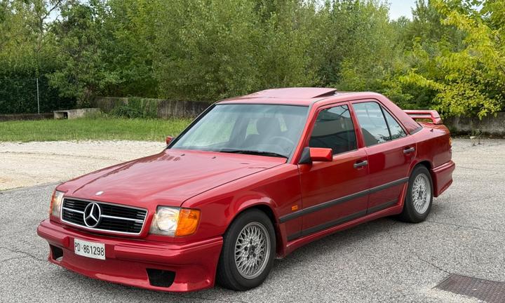 MERCEDES BENZ E260