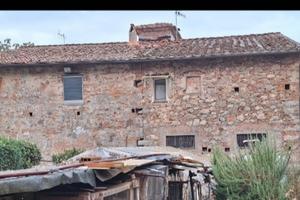 Porzione di rustico a Lugnano Vicopisano