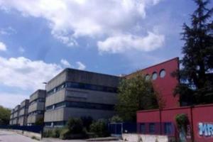 Immobile in asta di 13021 m² con più di 5 locali a