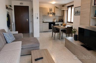Bilocale con box auto - Desenzano del Garda