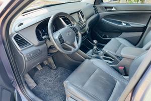 Tucson CRDI full optional diesel Euro 6 tetto pano