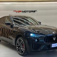 Maserati Levante 3.8 V8 TROFEO 580CV AWD ROSSO CAR