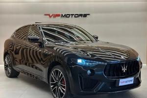 Maserati Levante 3.8 V8 TROFEO 580CV AWD ROSSO CAR