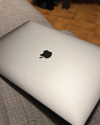 MacBook Pro 16” i9 1TB 32Gb Ram 4Gb Radeon Pro 560