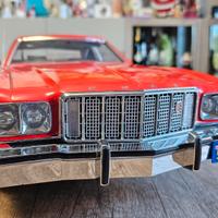 Ford Gran Torino 1:8
