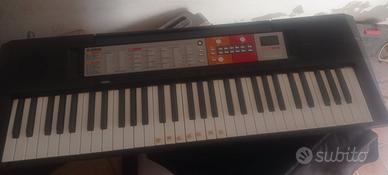 Tastiera Yamaha PSR F 50 più custodia 