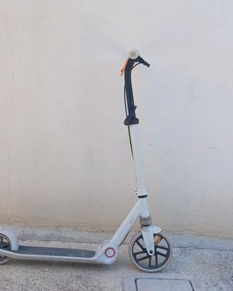 Monopattino Decathlon M900 pieghevole