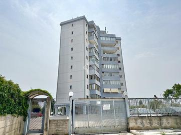 4 LOCALI A BARI