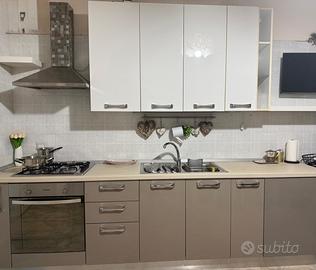 Cucina completa lineare