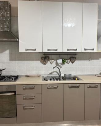 Cucina completa lineare