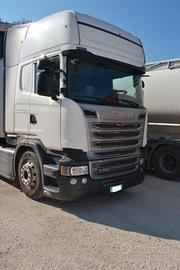 Scania R490 + semirimorchio schwarzmuller