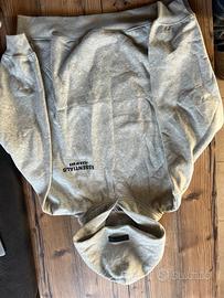 Tuta Essentials Grigia