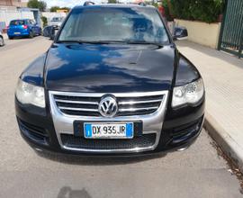 VOLKSWAGEN Touareg - 2009