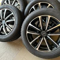 4 gomme invernali con relativi cerchioni