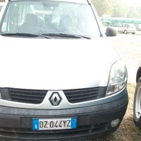 RENAULT KANGOO BENZINA E METANO DALLA FABRICA RENA