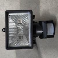 Faro con sensore movimento