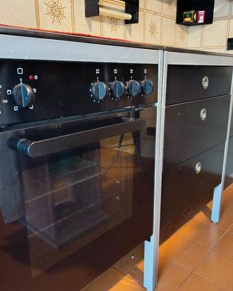 cucina Ikea con piano a  induzione 