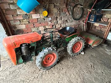 Motocoltivatore Snodato con Fresa - Trattore