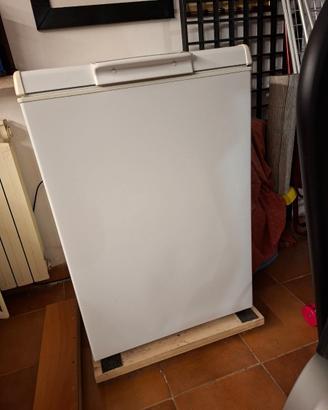 Congelatore a pozzetto Whirlpool