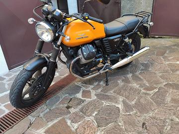 Moto Guzzi V7 II - 2016