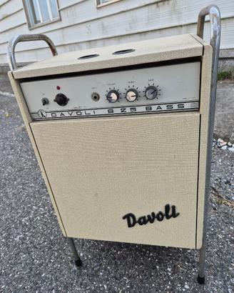 Amplificatore a valvole per chitarra DAVOLI