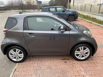 Toyota IQ
