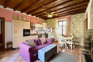 CASA INDIPENDENTE CON GIARDINO