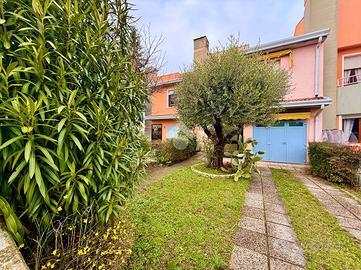 VILLA A SCHIERA A VO'