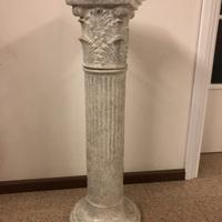 Piedistallo colonna romana corinzia