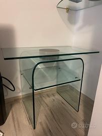 Tavolino in cristallo