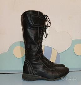 Stivali lunghi neri in pelle 36 Freedom