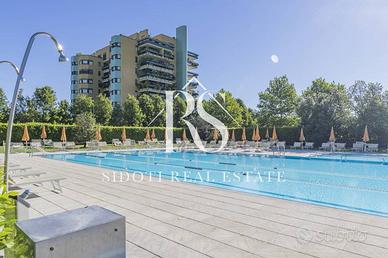 Appartamento di 163 m² con 4 locali e box auto a S
