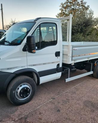 IVECO DAILY 60 ANNO 2011 EURO5B RIBALTABILE NUOVO