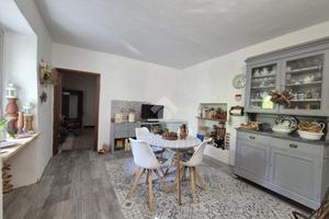 6 LOCALI A TRISOBBIO