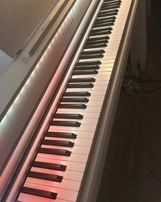 Yamaha Clavinova CLP-835