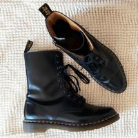 Dr Martens 41 a punta con zip