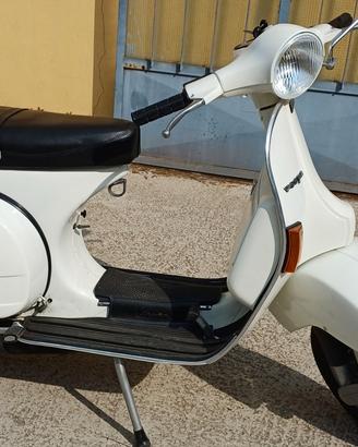 vespa 125 px