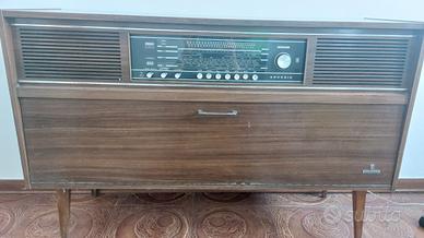  radio d epoca Grundig anni 60/70 con giradischi