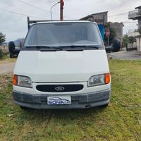 Ford transit gemellato con gru posteriore