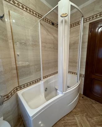 VASCA IDROMASSAGGIO JACUZZI