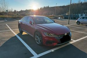 Volkswagen Arteon 2.0 TSI R-Line