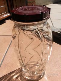 Vaso in vetro trasparente con coperchio vintage