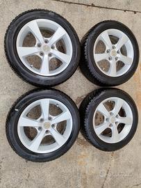 Gomme 4 stagioni con cerchi in lega