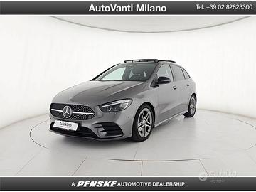 Mercedes-Benz Classe B B 180 AMG Line Premium...