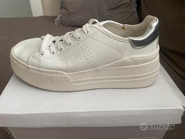 Scarpe da ginnastica
