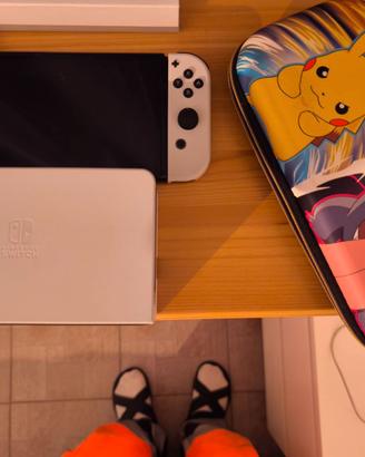 Nintendo switch come nuova, completa di tutto