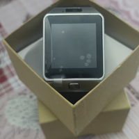 Smartwatch cinesi nuovi mai utilizzati / leggi